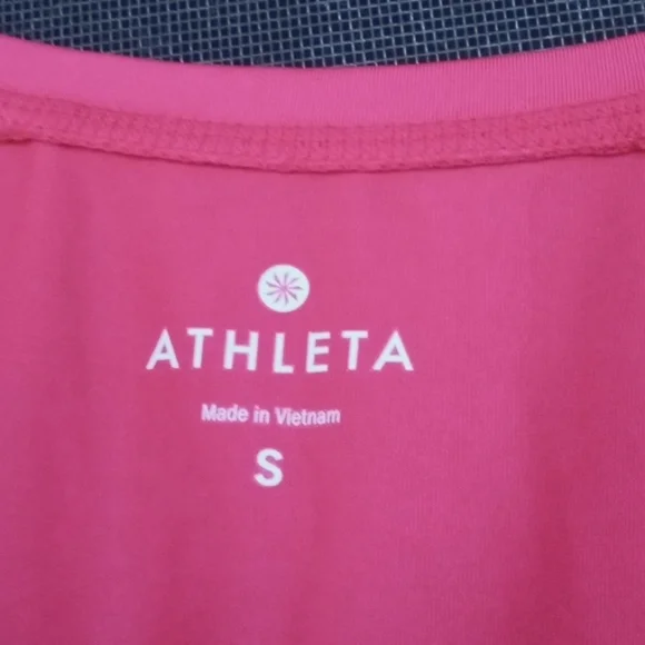 Athleta Intrepid UPF 50+ top in red Sm - Picture 9 of 11